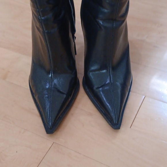 Zara stiletto booties with rhinestones at top of heel - Picture 2 of 3